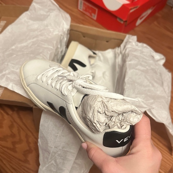 Veja Cream and Black Casual Sneakers - Picture 4 of 9